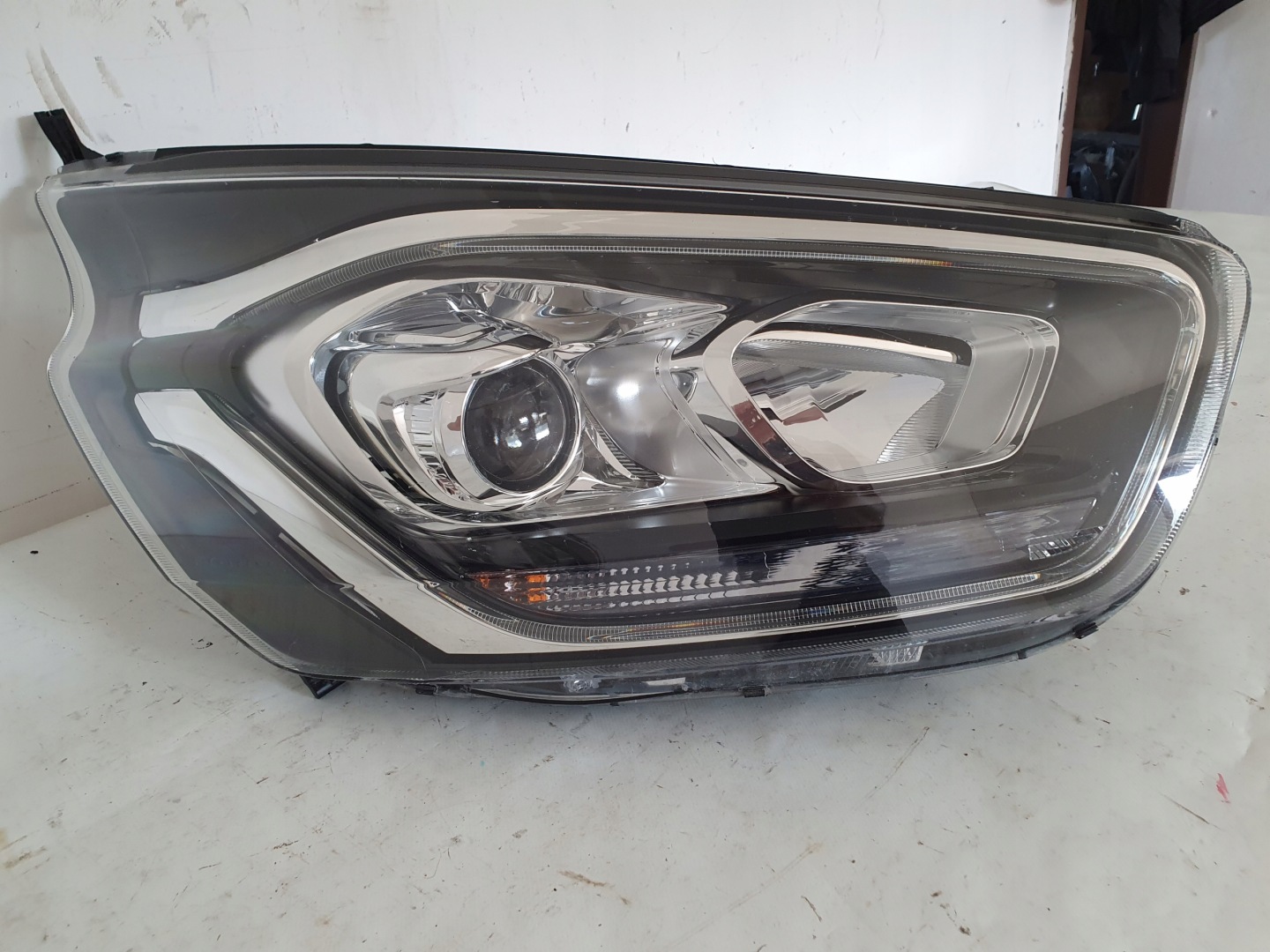 FORD TRANSIT CUSTOM LIFT lens LED light right left front front