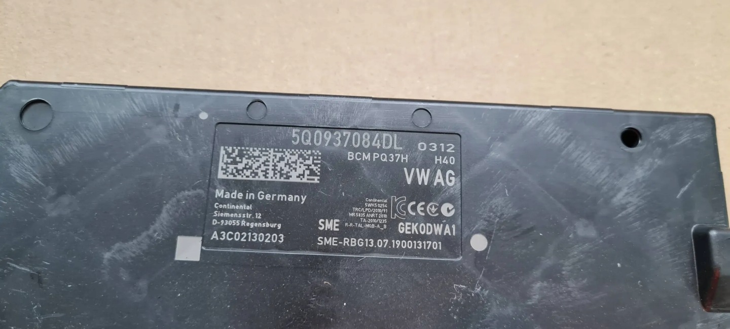 Q3 83A module control unit KOMFORTU 5Q0937084DL