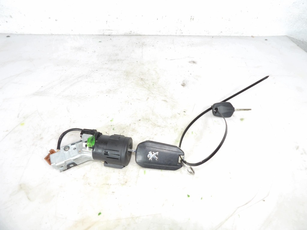 PEUGEOT 308 T9 II 1.6BLUEHDI ignition 9663123380