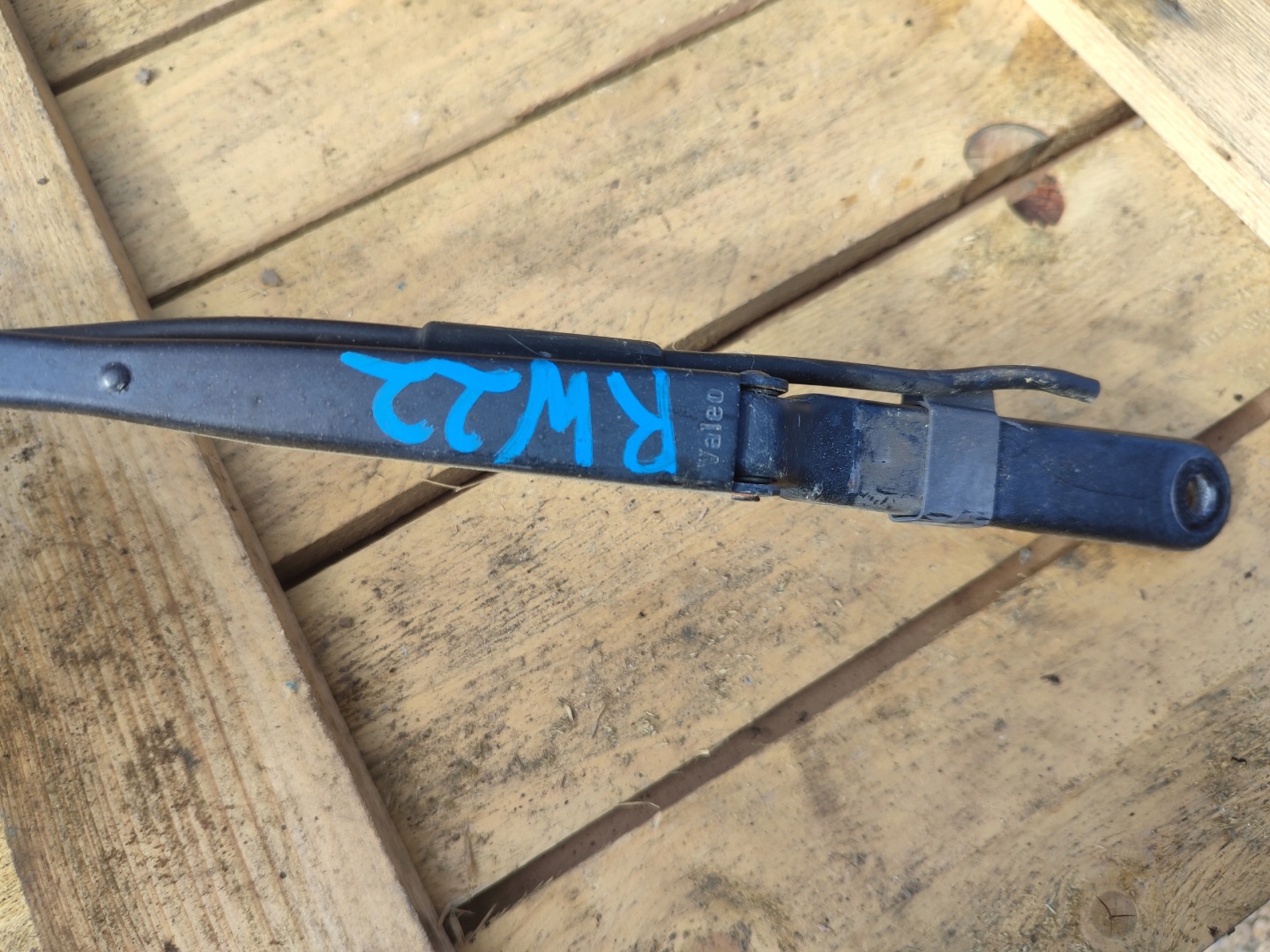 wiper arm left IVECO DAILY IV 06-14 80005697B