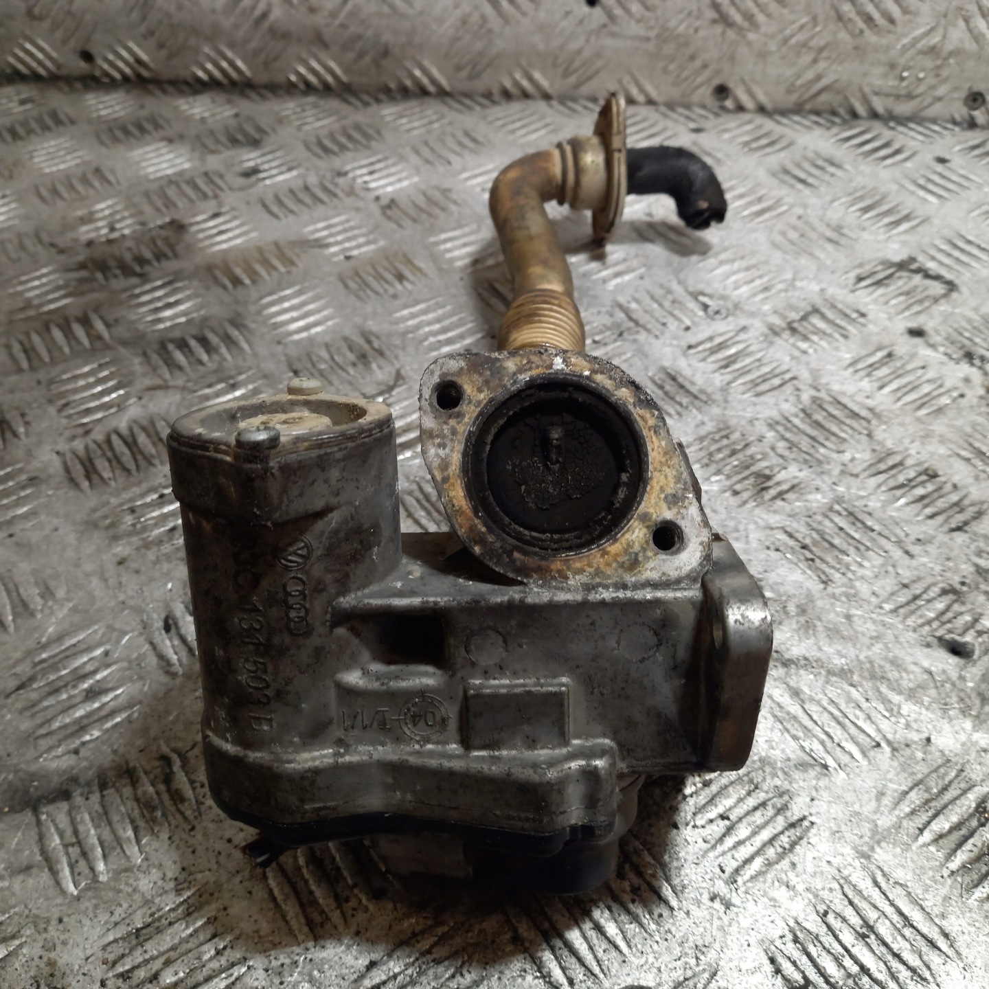 egr ventil VOLKSWAGEN GOLF 5 03C131503B