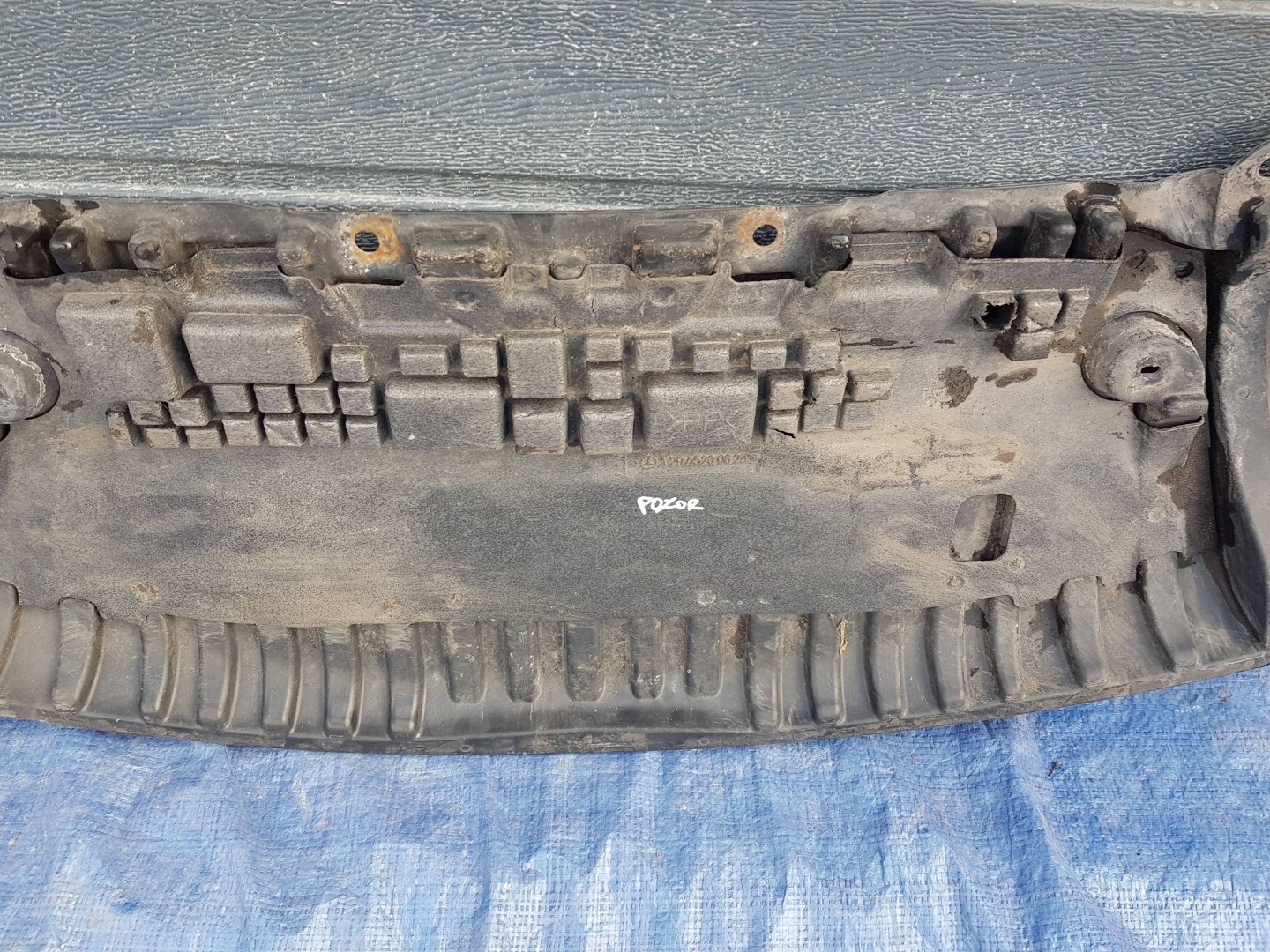 cover cover below engine bumper MERCEDES W207 2075200623