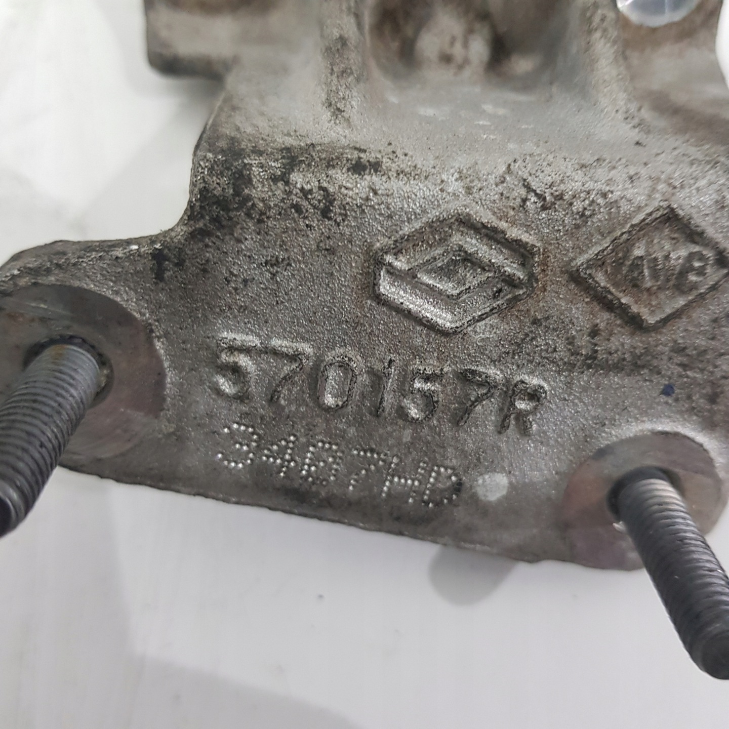 support RENAULT NISSAN 1.5 DCI 570157R