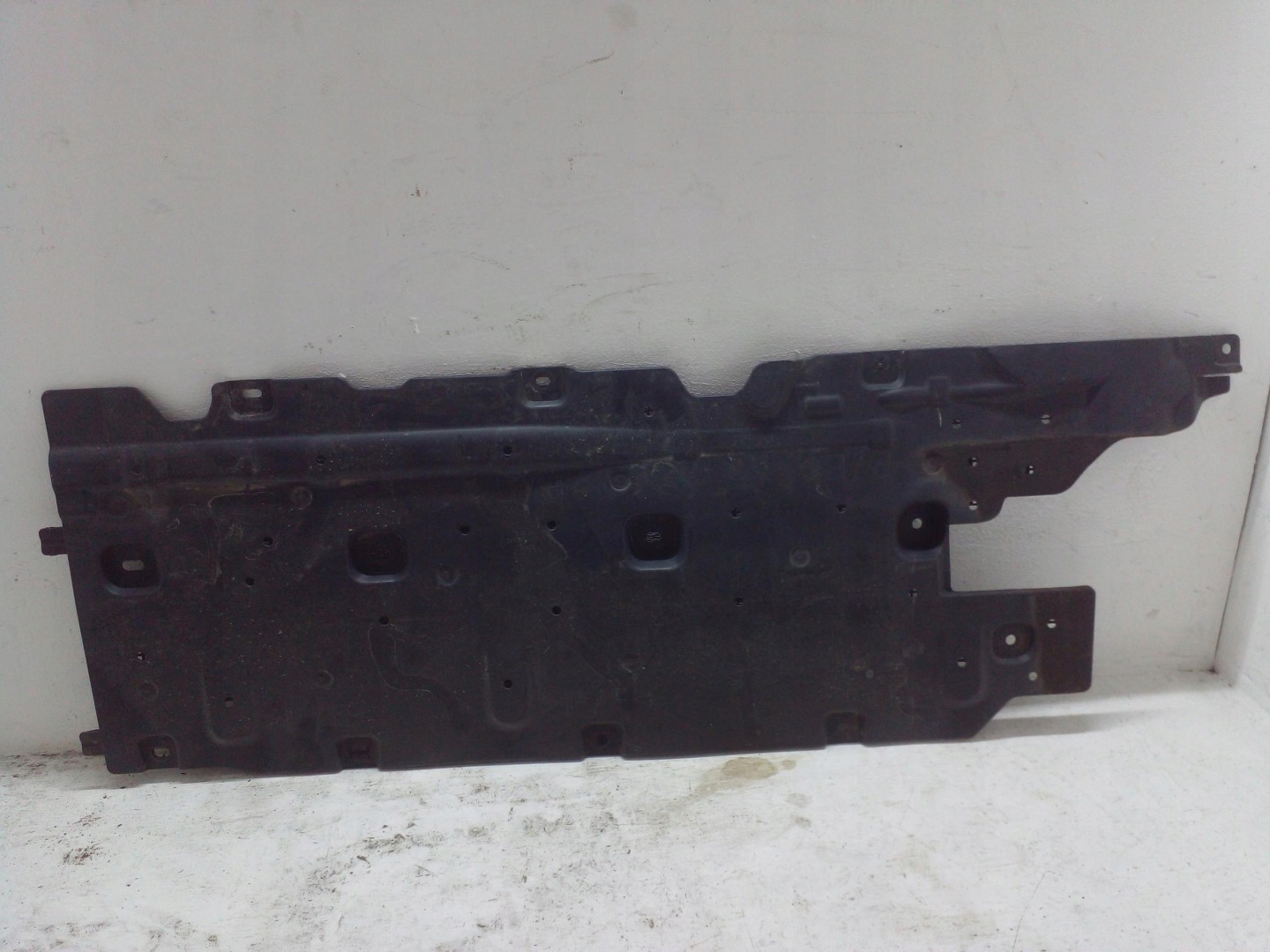 cover chassis left RENAULT MEGANE IV HB 16