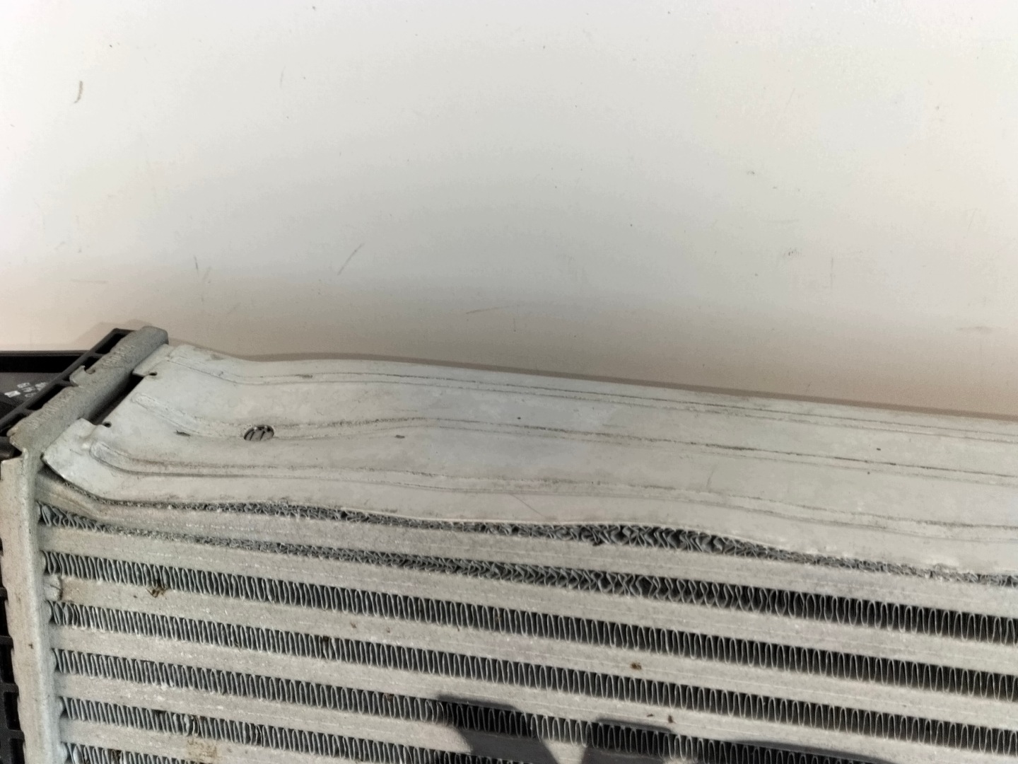 Kühler luft intercooler TOYOTA YARIS 4 IV 20- GR
