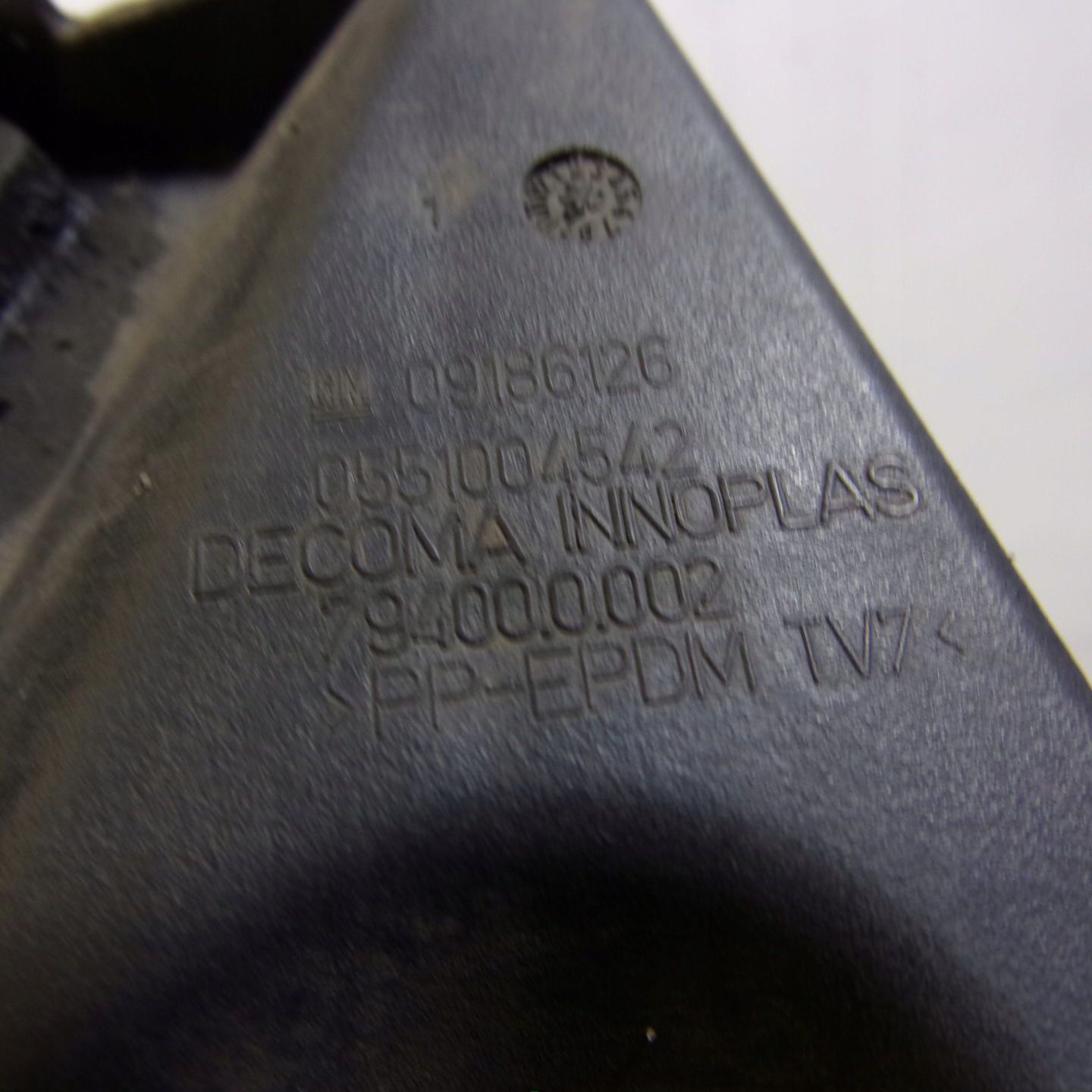 Lüftungsgitter der Stoßstange mitte OPEL VECTRA C 09186126