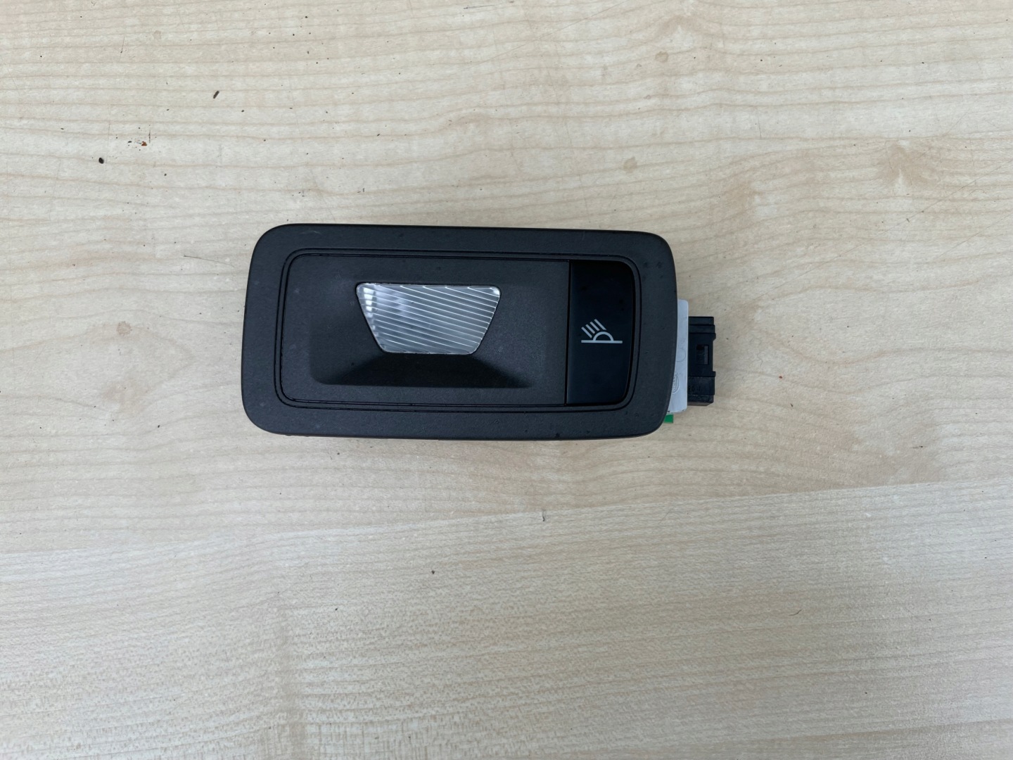 PORSCHE MACAN 95B light OSWIETLENIE cabs left rear part