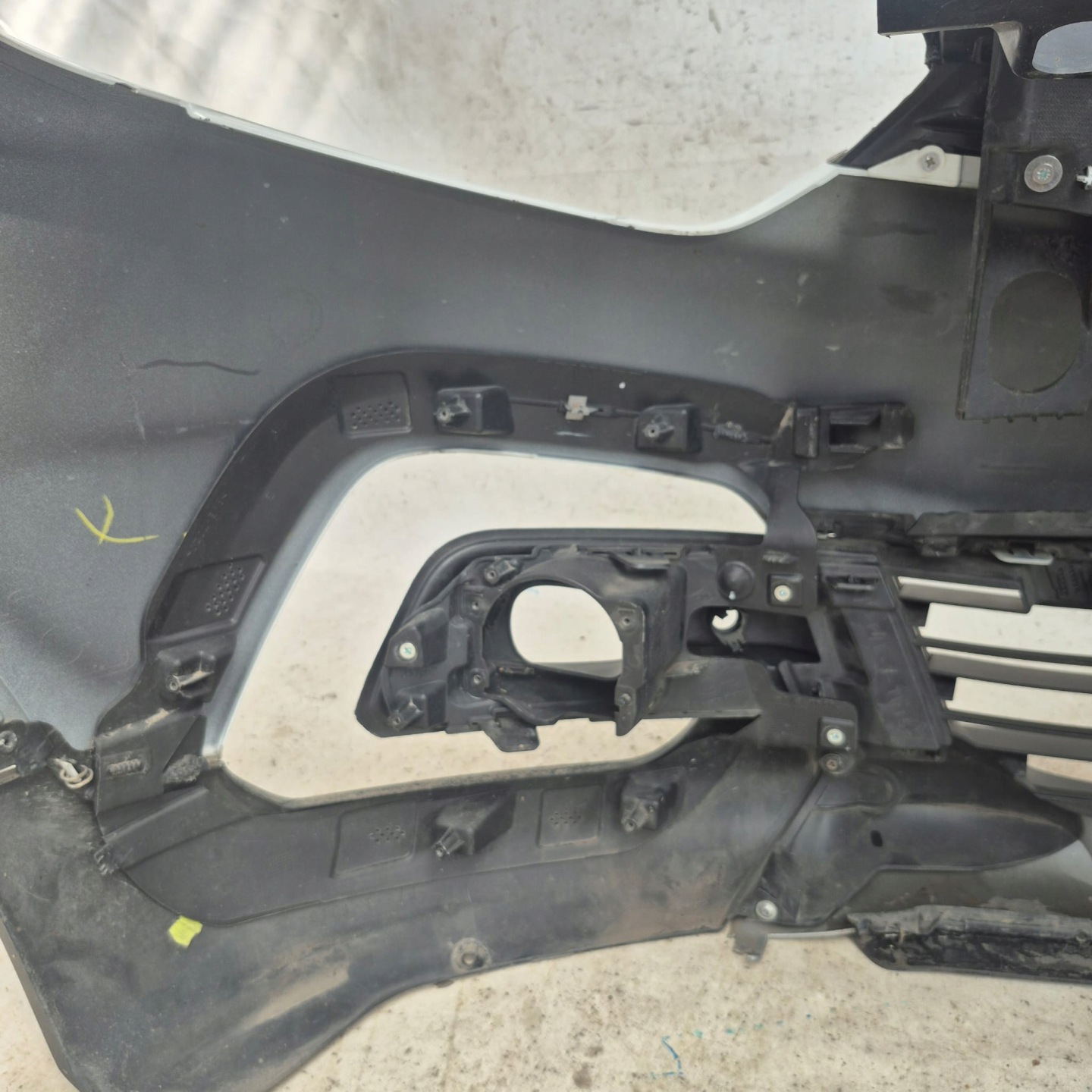 RENAULT CAPTUR and 1 LIFT 17-19 bumper front front PDC + LED