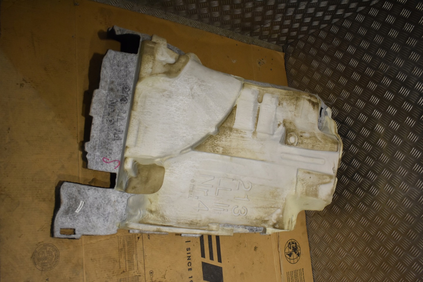 IDEALNY carpet front left MERCEDES W213 W290 1