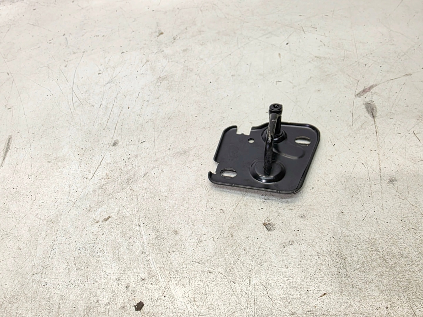 bonnet latch lock right RYGIEL AUDI Q4 E-TRON 81A823186A