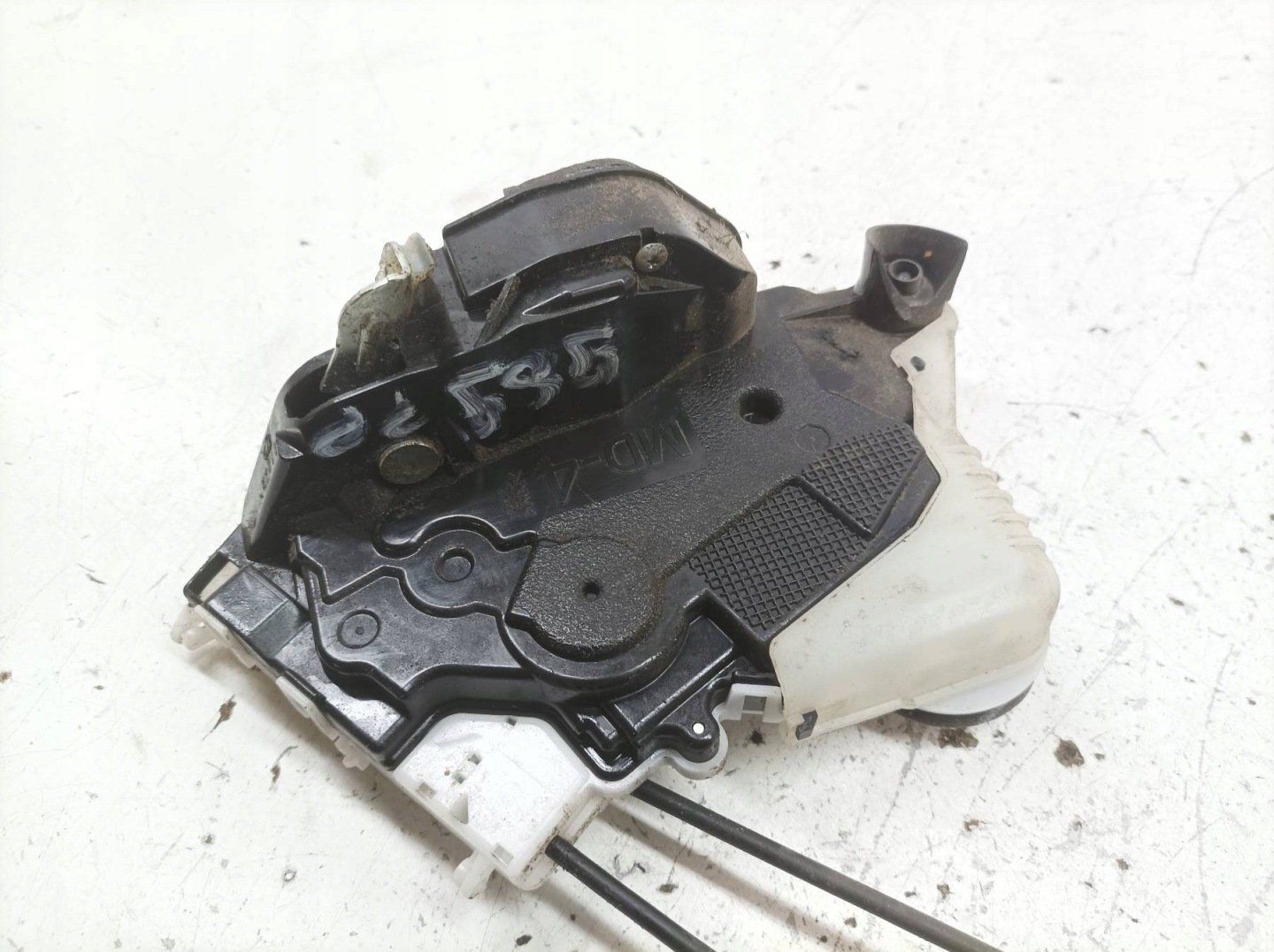 lock door right front Toyota Verso-S and (2010-2017)