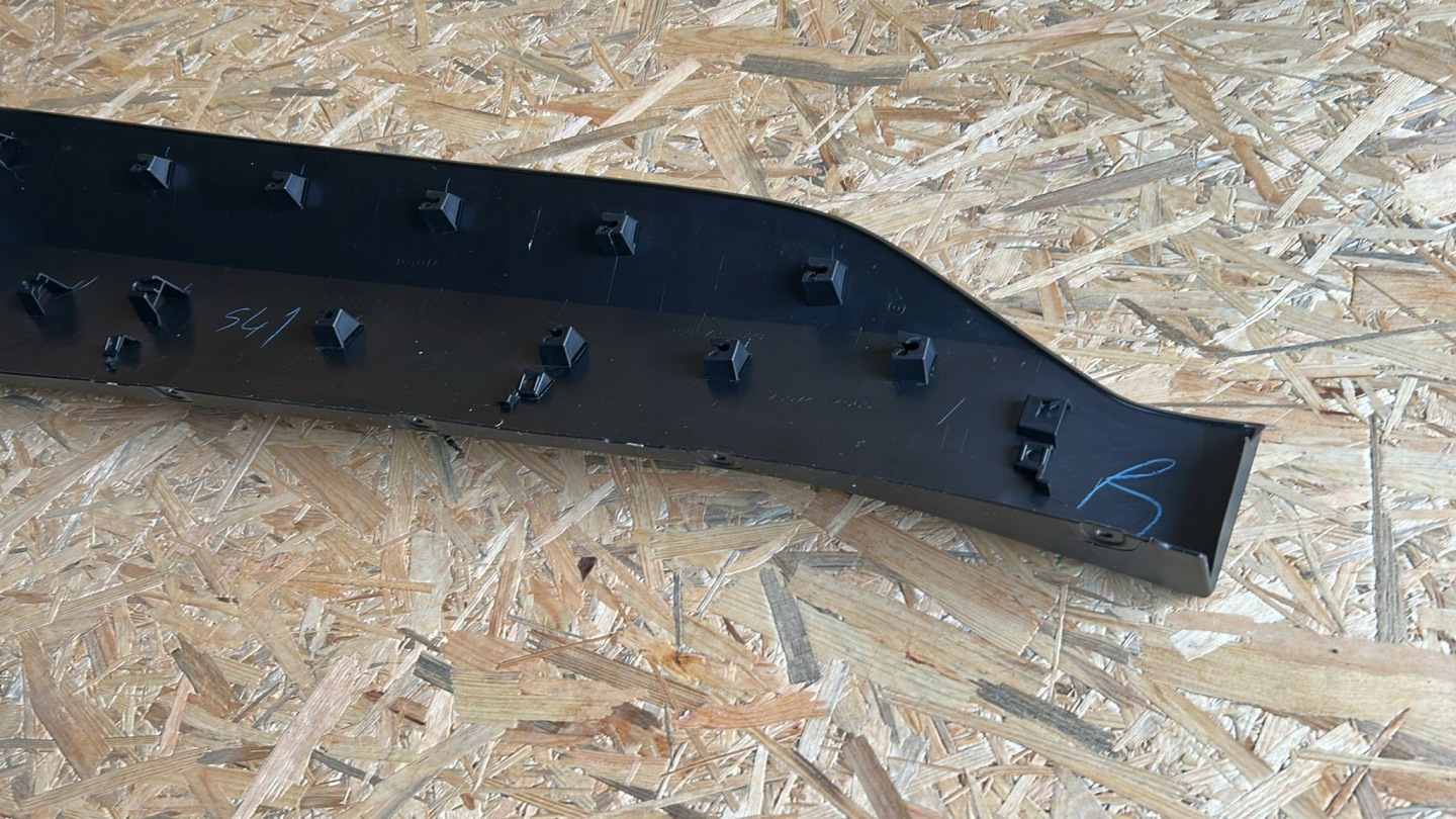 moulding door left left front front TOYOTA CHR C-HR 24