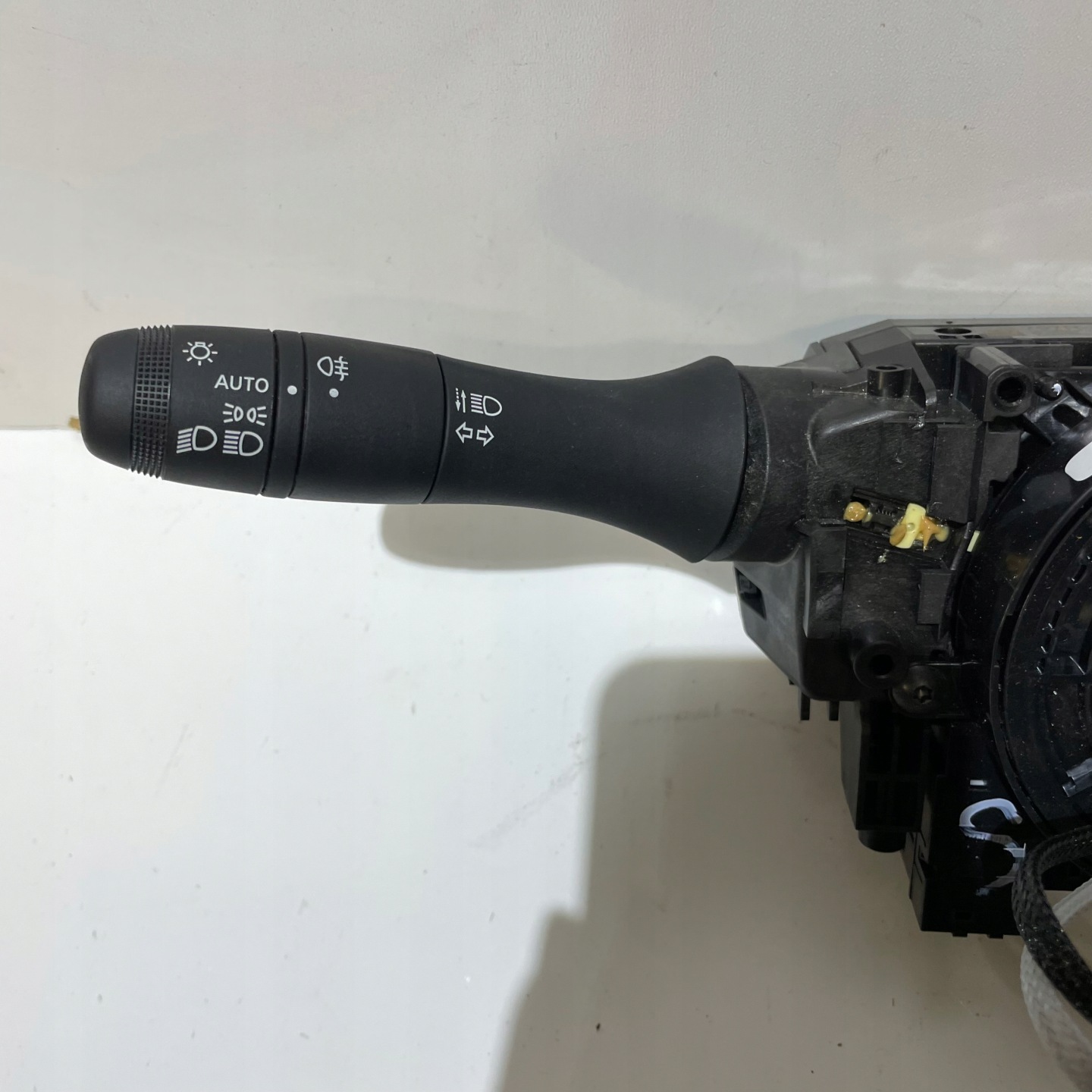 RENAULT CAPTUR II RING LEVERS 255549585R
