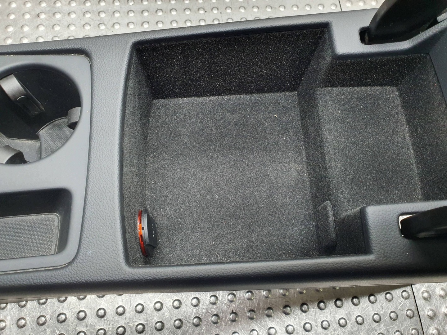TUNEL central armrest POKRETLO IDRIVE 8K0864981D AUDI A4 B8 A5 8T