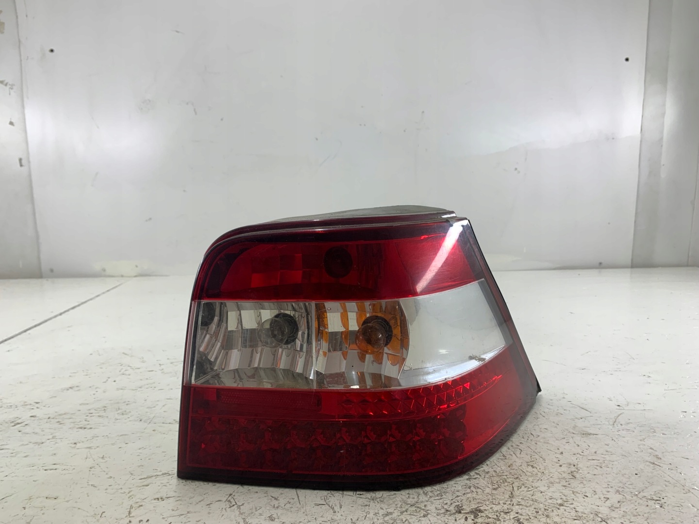VW GOLF IV light right rear part LED TUNING