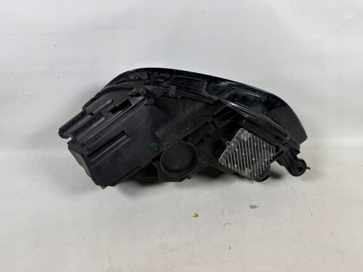 Audi A4 8W B9 19- Lift Full led light right front front