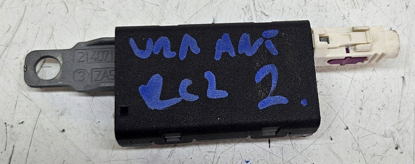 Peugeot RCZ module anteny amplifier