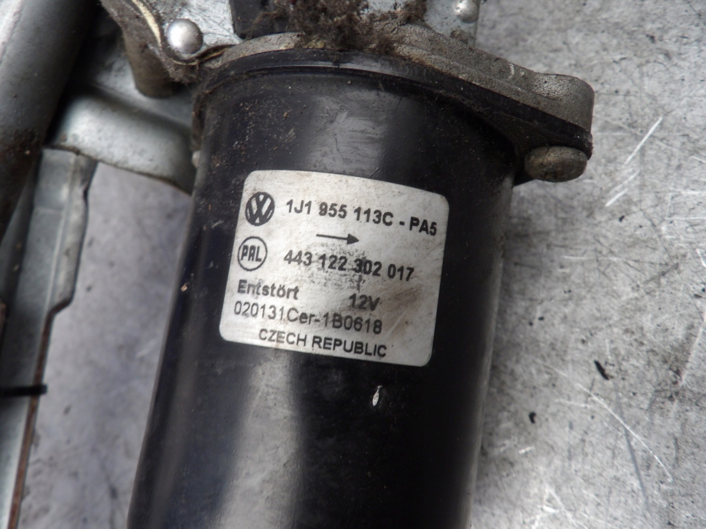 VW Golf IV wiper mechanism front 1J1955113C 443122302017