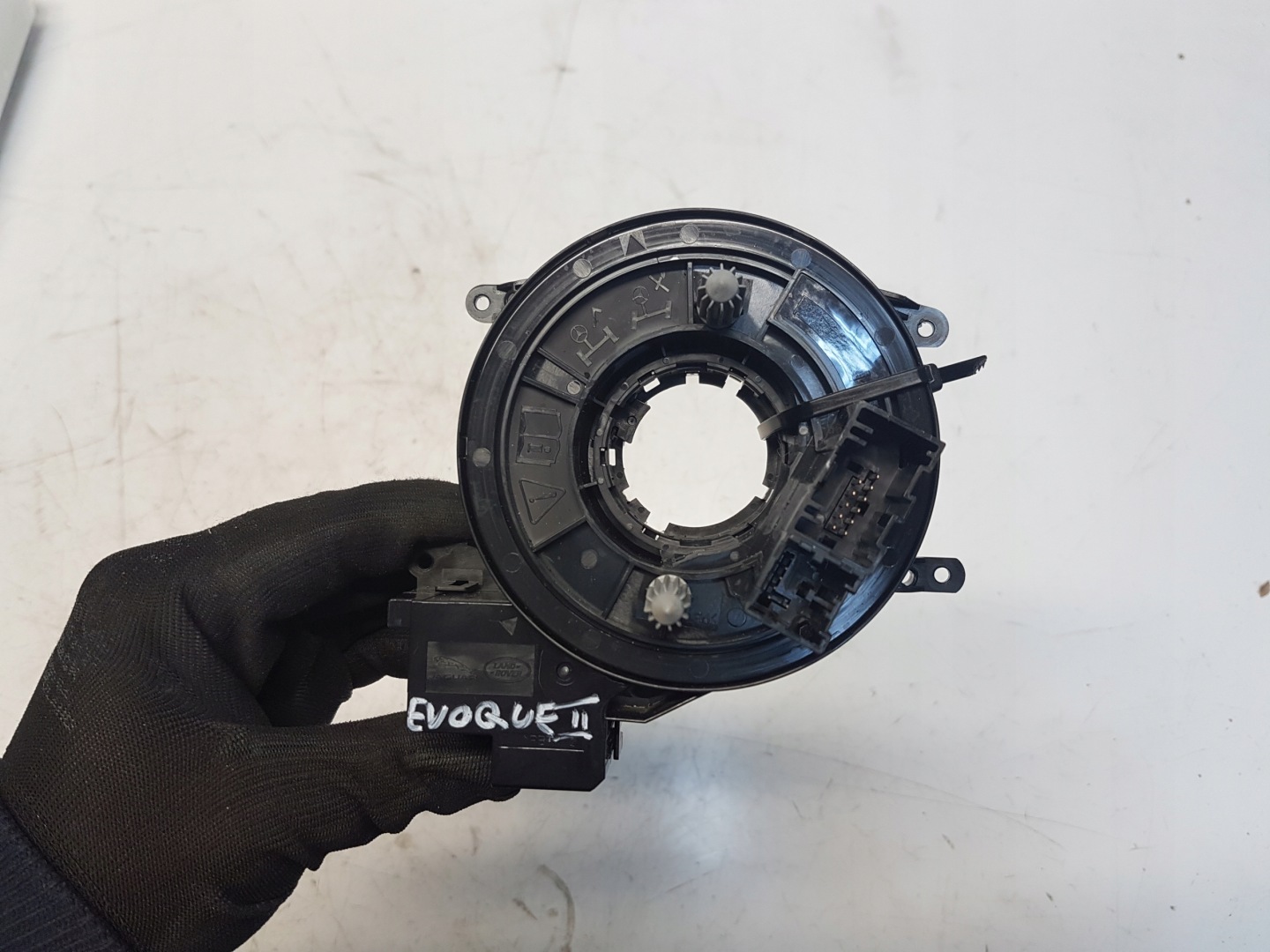 RANGE ROVER EVOQUE II ring of steering zwijak