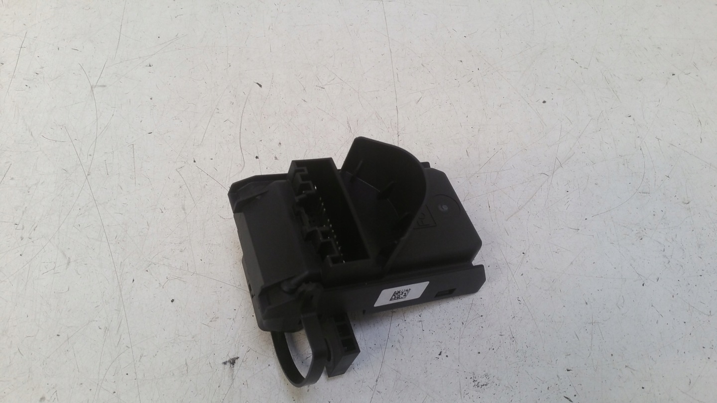 adapter DBD K1BT14F642AB Ford Fiesta MK8