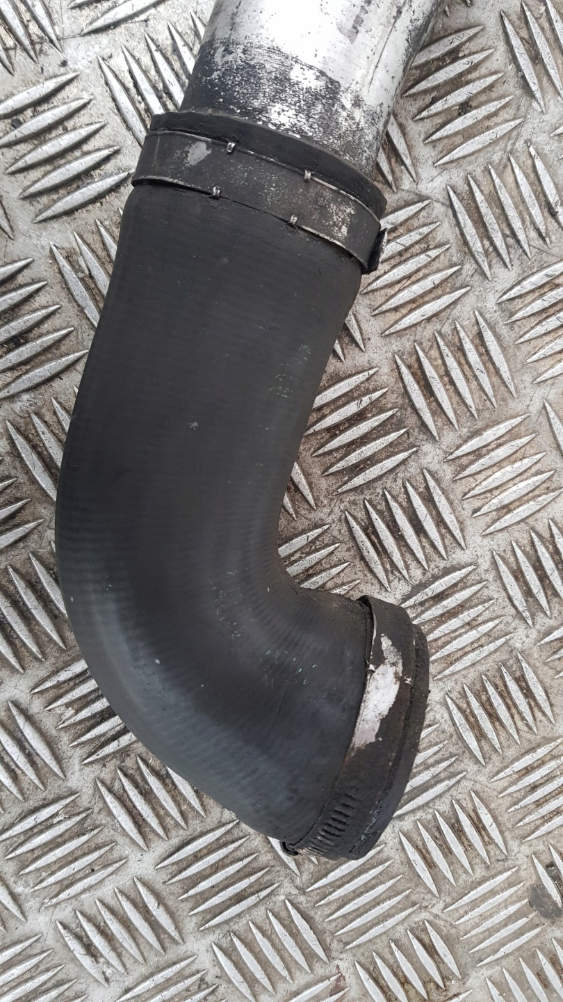 BMW E39 2.5 TDS Schlauch intercooler luft