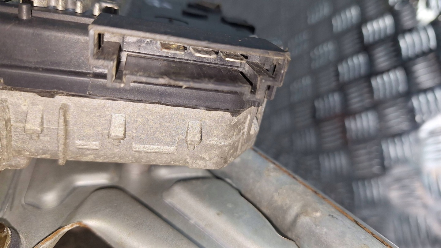 wiper mechanism front 2118200142 MERCEDES W211