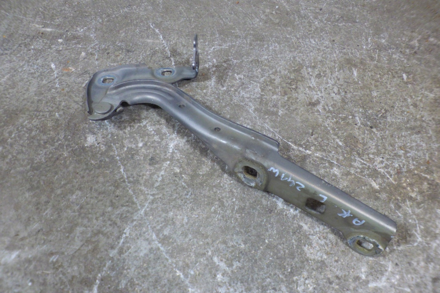 hinge bonnets Z41W left right 39032149 39032150 original sBDB Opel Astra K V