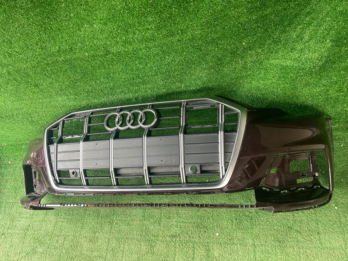 Audi A6 4K Allroad nárazník předek přední