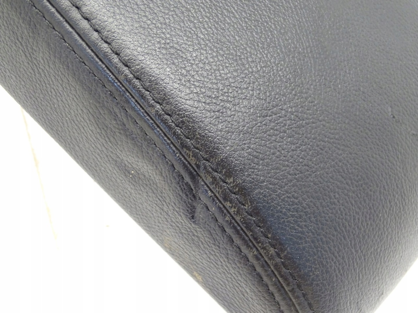 armrest central TUNELU leather VW PASSAT B8 3G0864207A