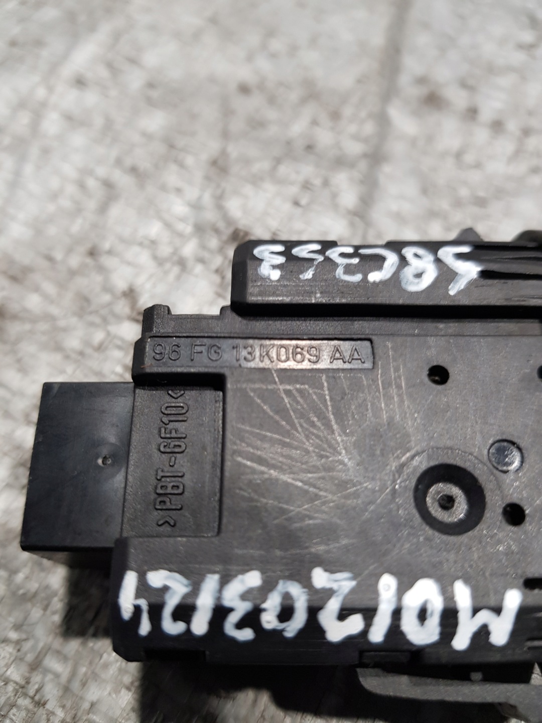 switch control of the lights Ford OE 0307851417