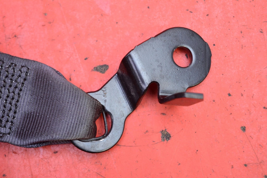 tension belt safety left front EU 13427740 OPEL CORSA E 14-20
