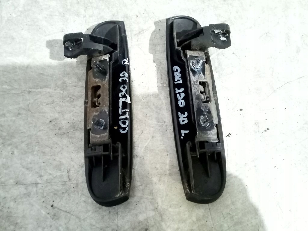 Mitsubishi Colt Z30 handles exterior front right and left