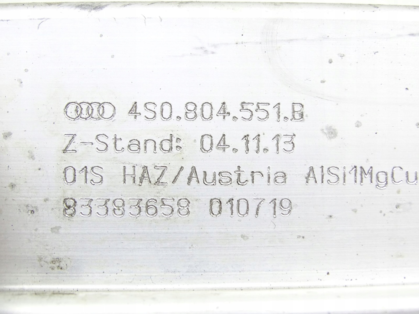 Traverse Traverse Support TUNELU AUDI R8 4S 5.2 V10 4S0804551B
