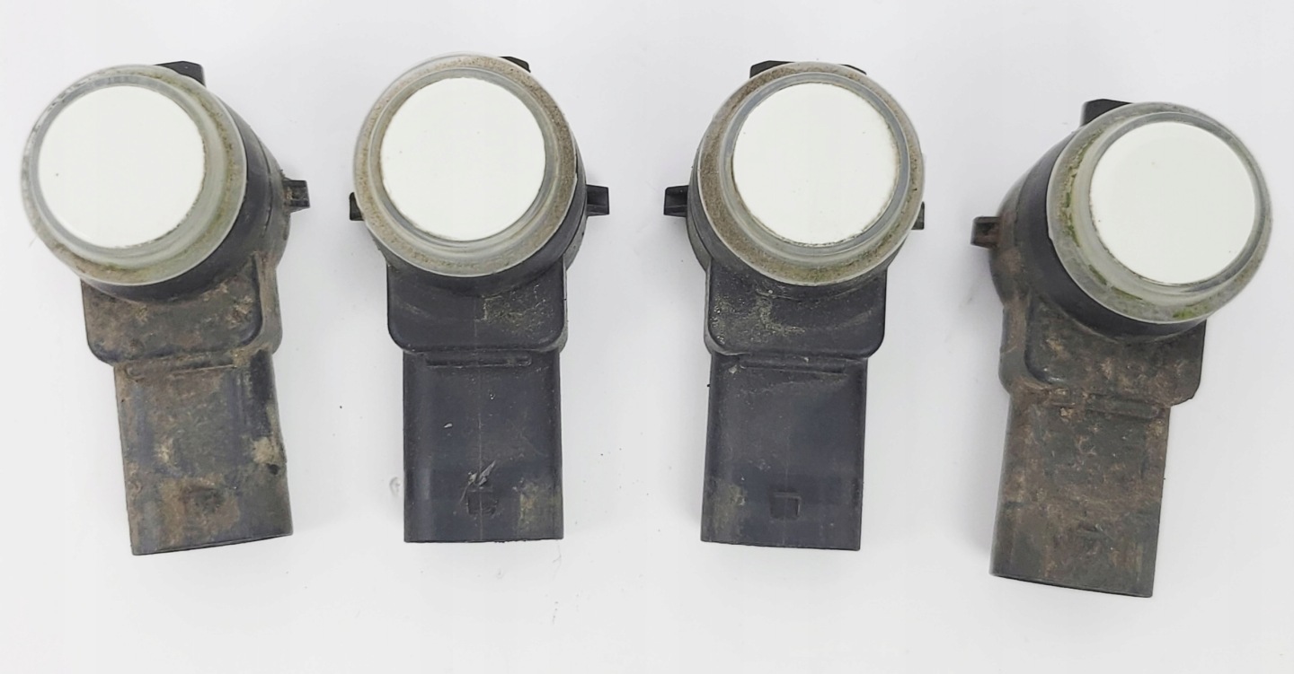 MERCEDES W204 sensor reversing PDC A22115420417 650 BIALY front rear part