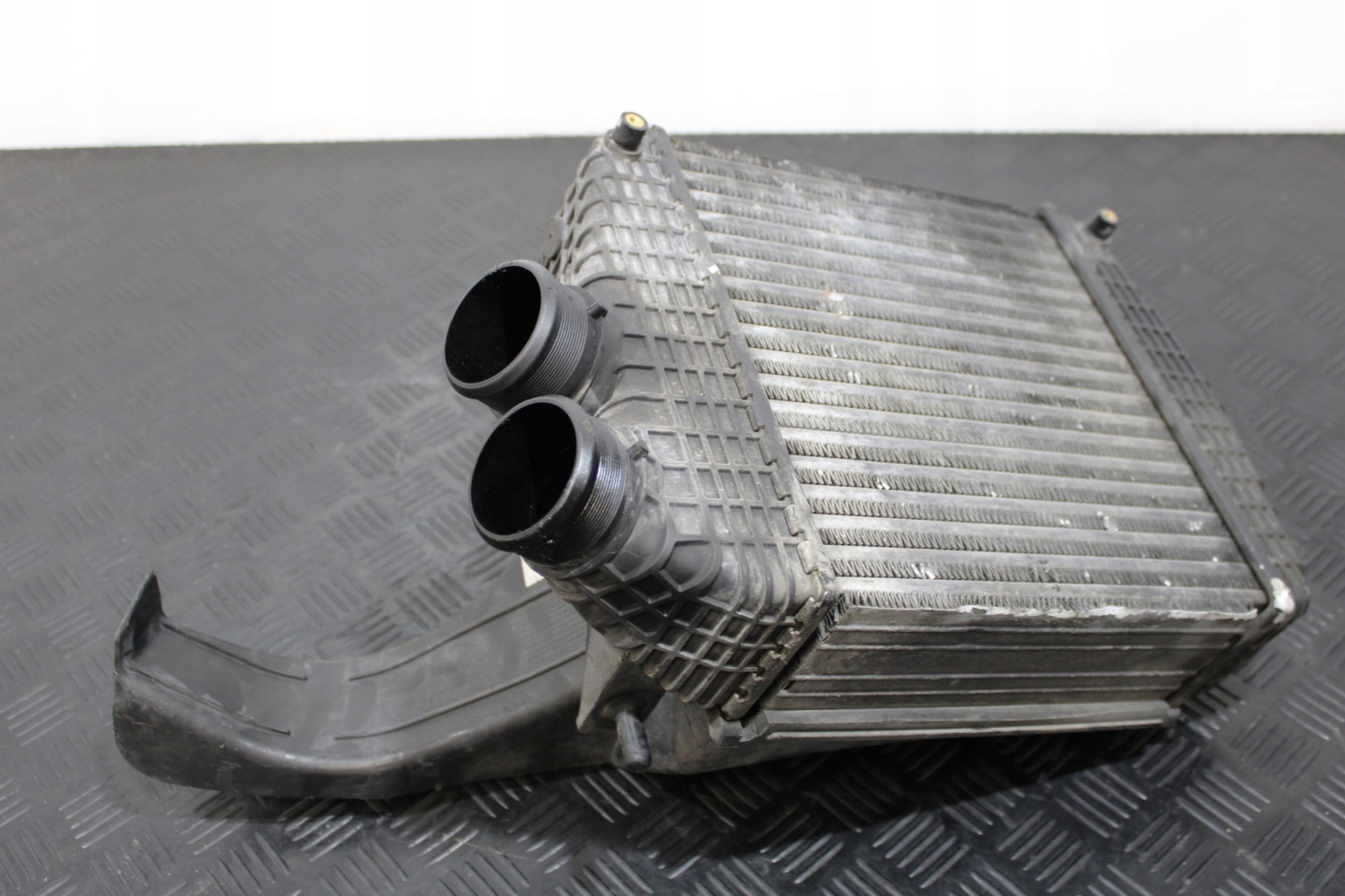 Kühler intercooler 670009833 INTERCOOLER MASERATI GHIBLI M157