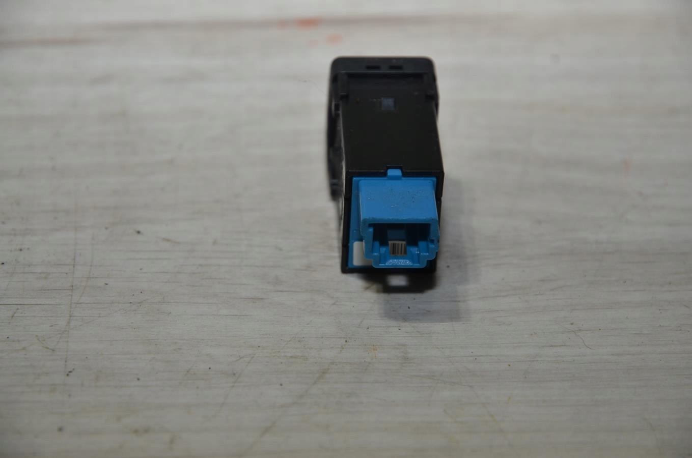 Przycisk AUTO OFF Nissan Note II E12 14r