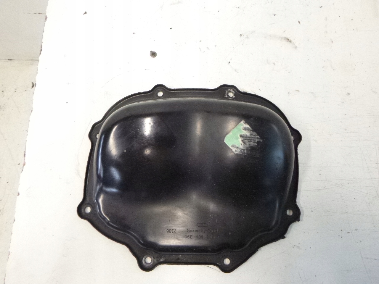 BLENDE ABDECKUNG DES ZAHNRADS AUDI A6 C6 3.2FSI 06E109286F AUK