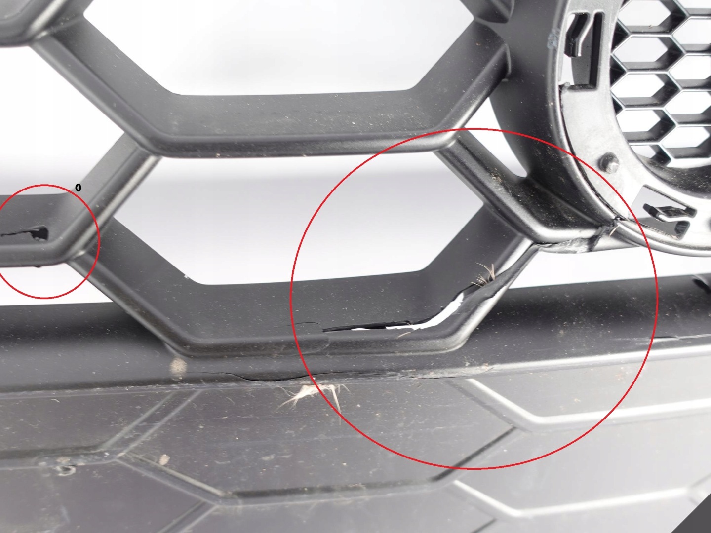 AUDI A4 B9 8W0 S-LINE LIFT 19- maska maska cerný