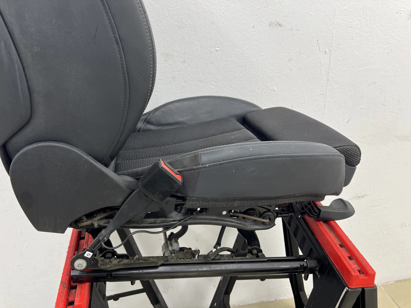 siège gauche avant KIEROWCA AUDI A4 B9 S-LINE MATERIAL-cuir complet