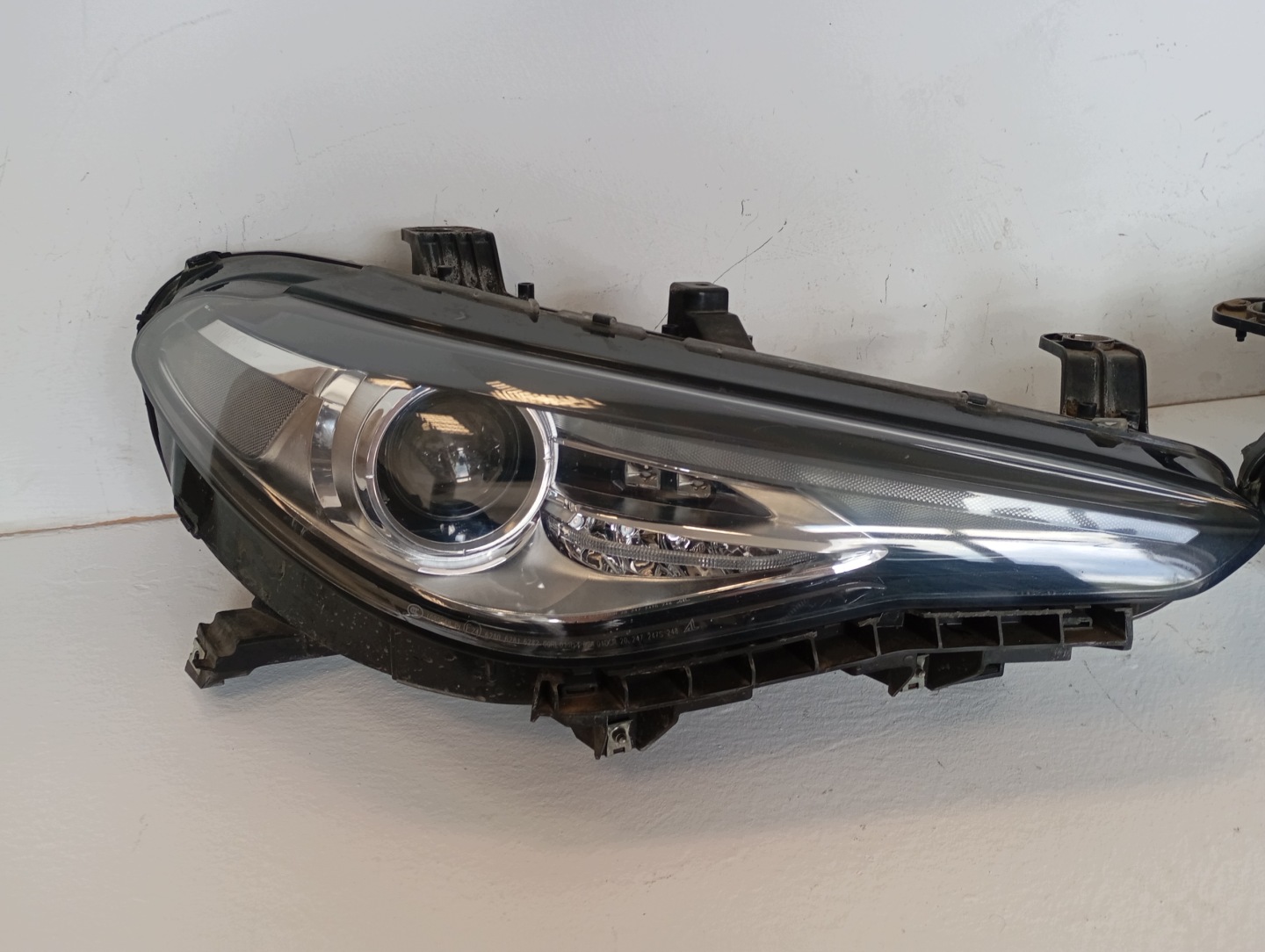light lights BIXENON ALFA ROMEO GIULIA 50547581 50547570