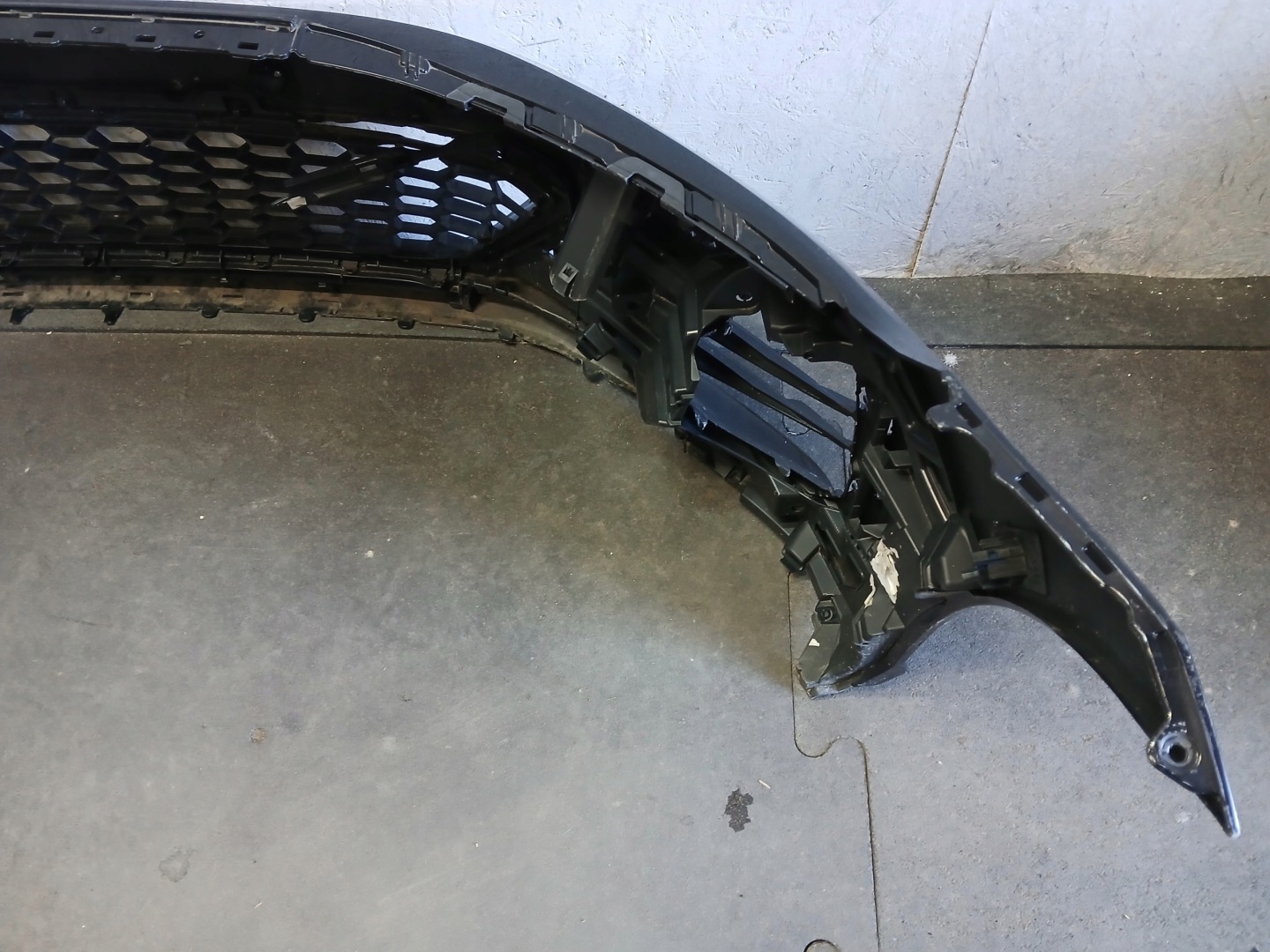 bumper front VW GOLF VII 7 LIFT 17- GTI