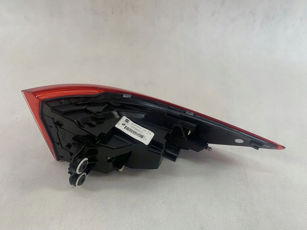 Seat Cupra Formentor light left rear part rear 5FF945207C