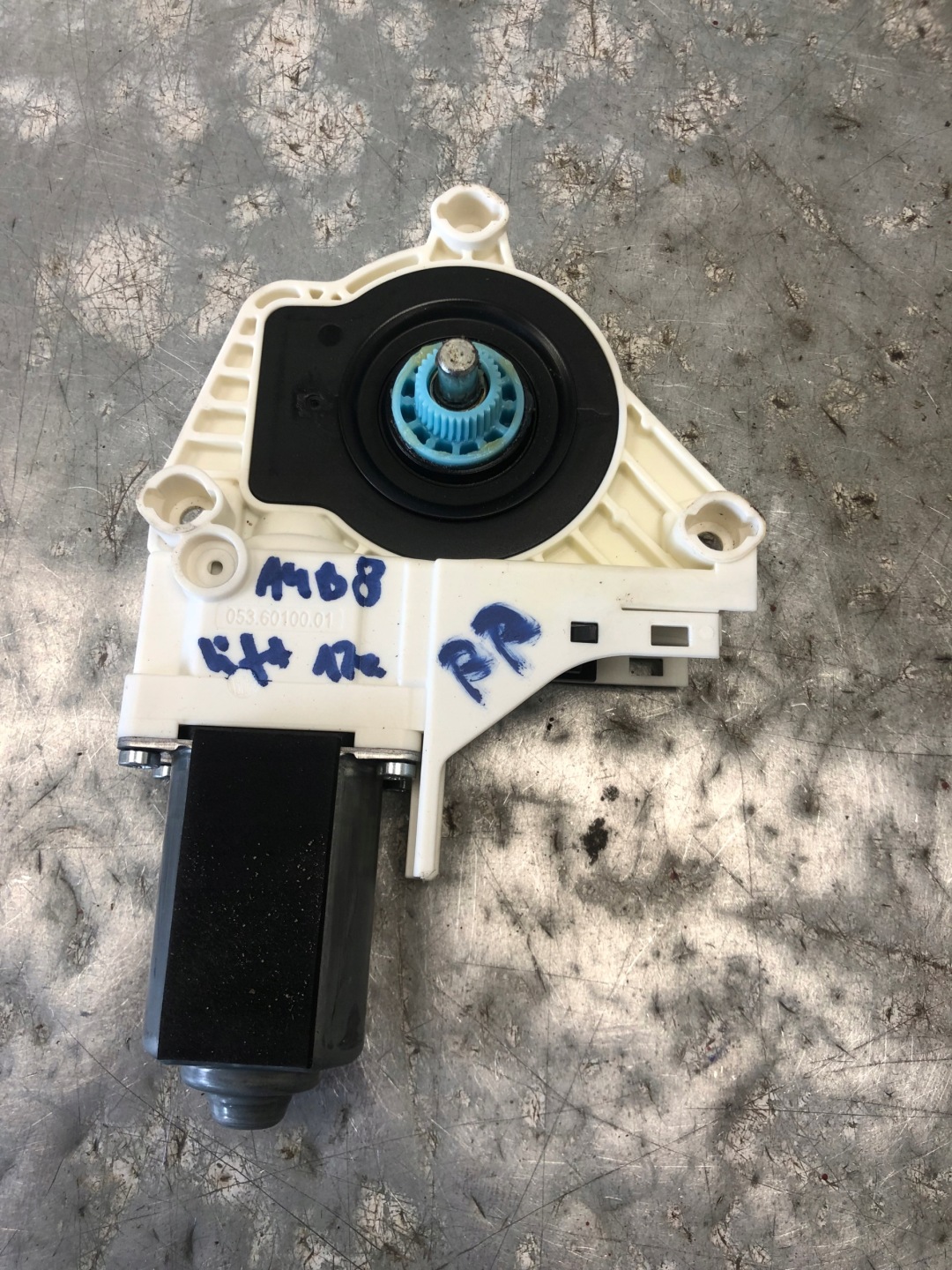 mini motor windows right front AUDI A4 B8 LIFT 8K0959802A