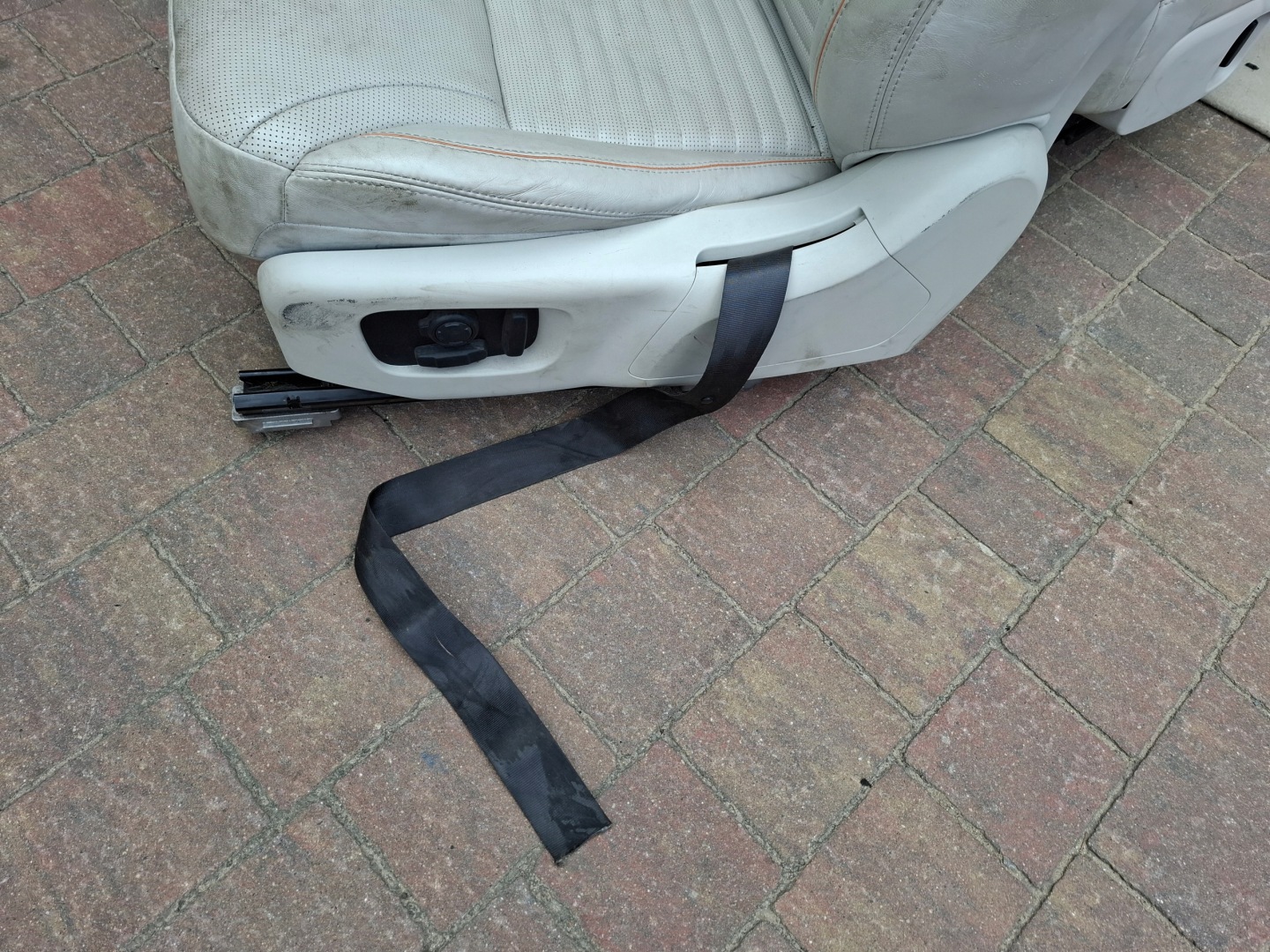 Sitze Ledersitz elektrisch LAND ROVER DISCOVERY V L462
