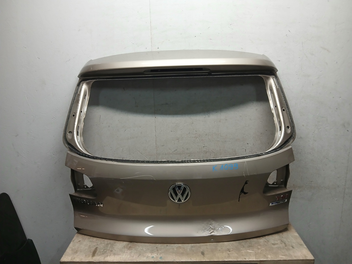boot door VW TIGUAN and 1 5N 07-15
