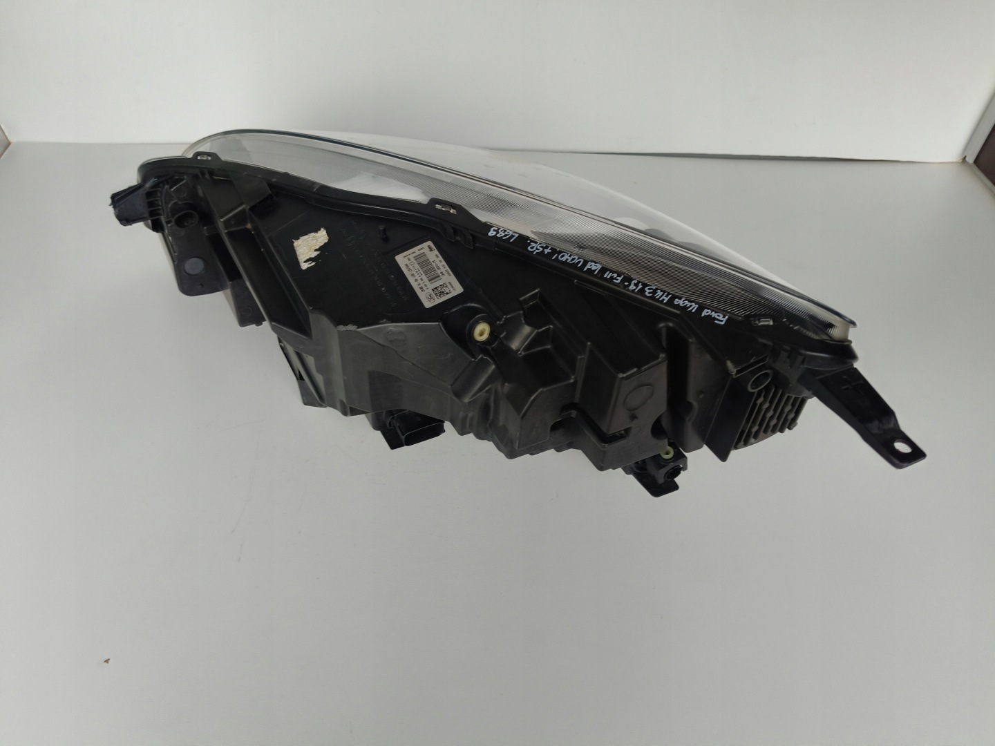 light right REFLEKTOR FORD KUGA MK3 19- FULL LED
