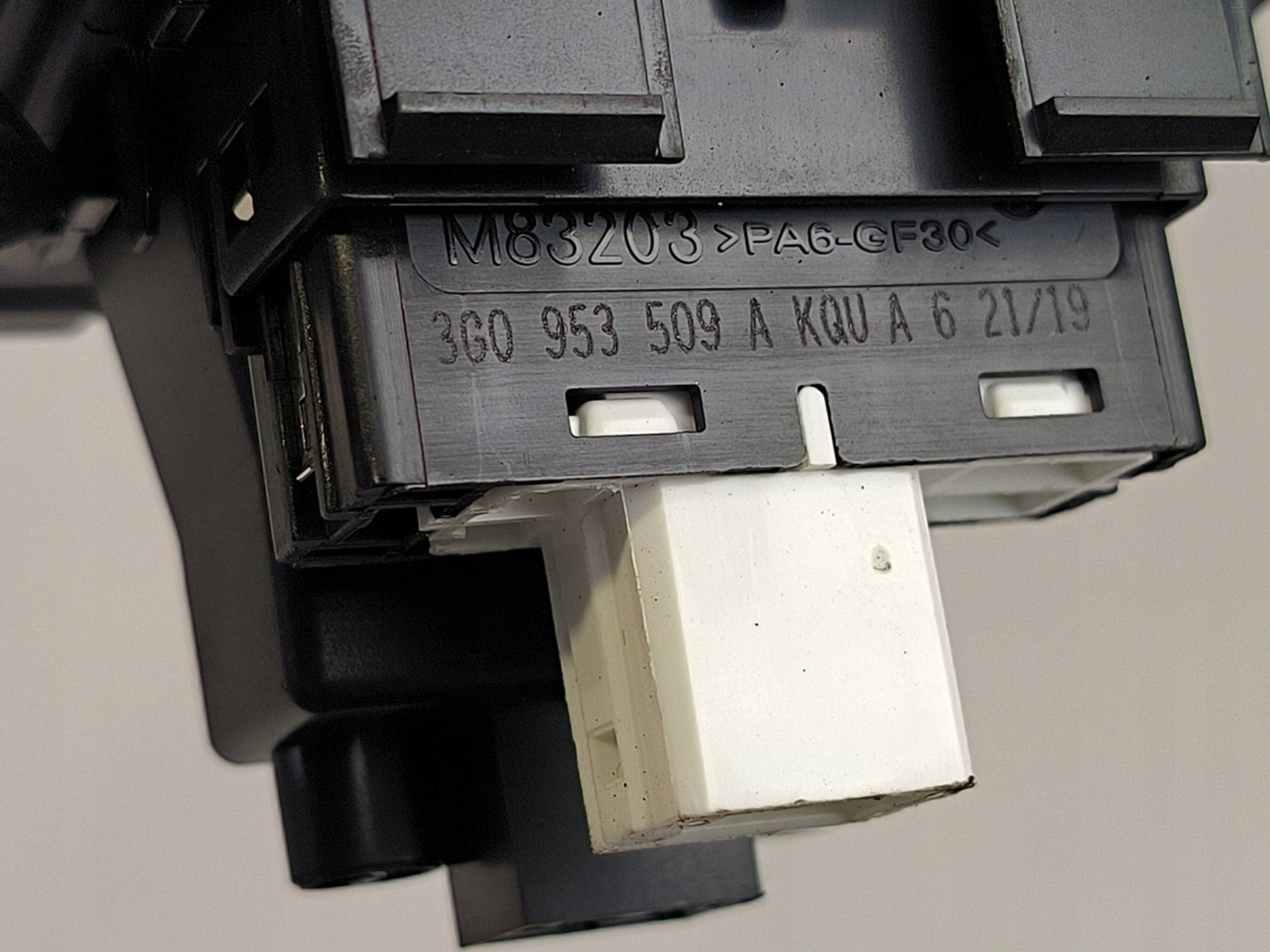 button 3G0953509A VOLKSWAGEN PASSAT B8 LIFT