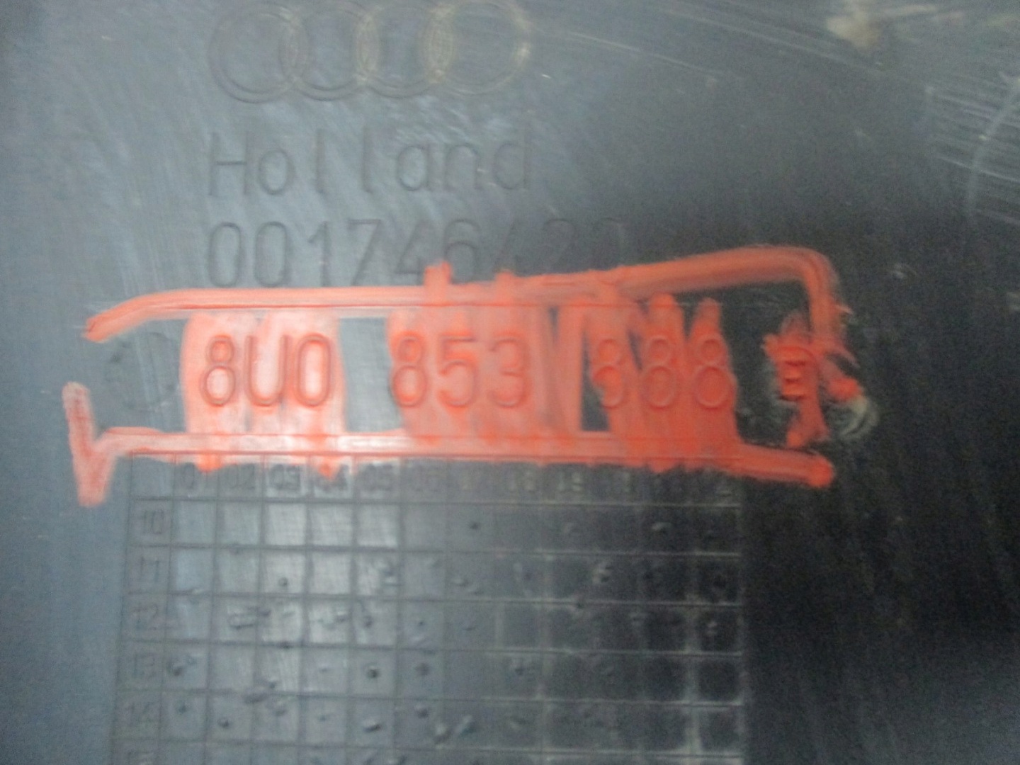 BLENDE ABDECKUNG AUDI Q3 8U0 8U0853888E RECHTS