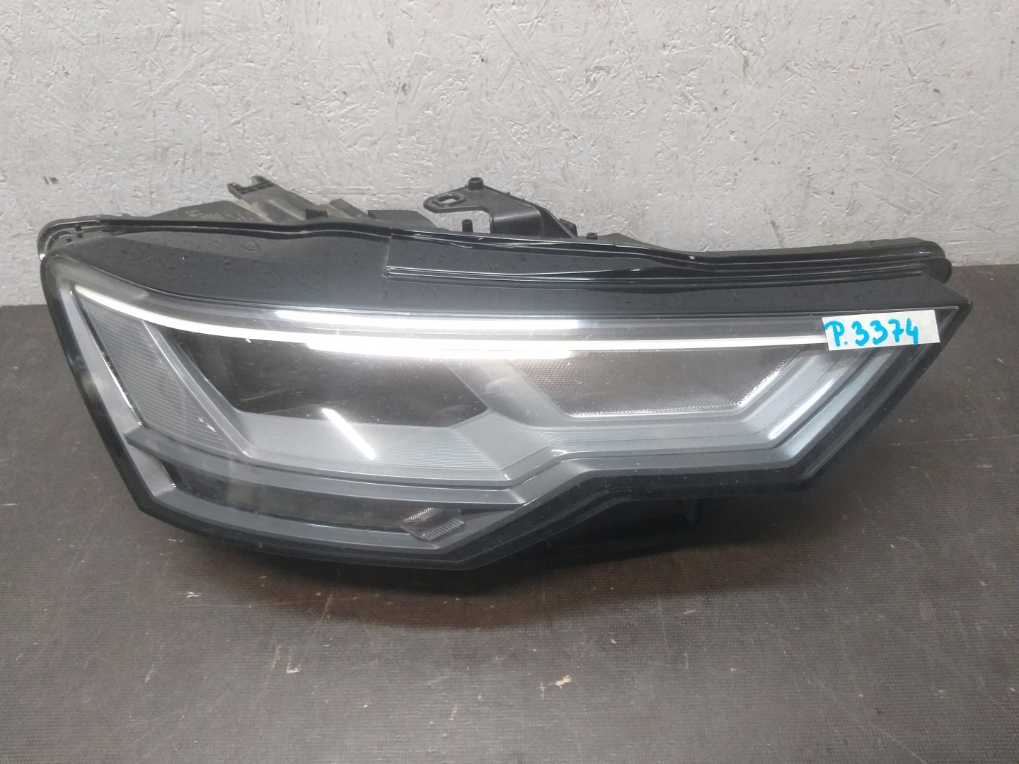LIGHT LIGHTS FRONT RIGHT LEFT AUDI A6 C8 FULL LED 4K0941034 4K0941033