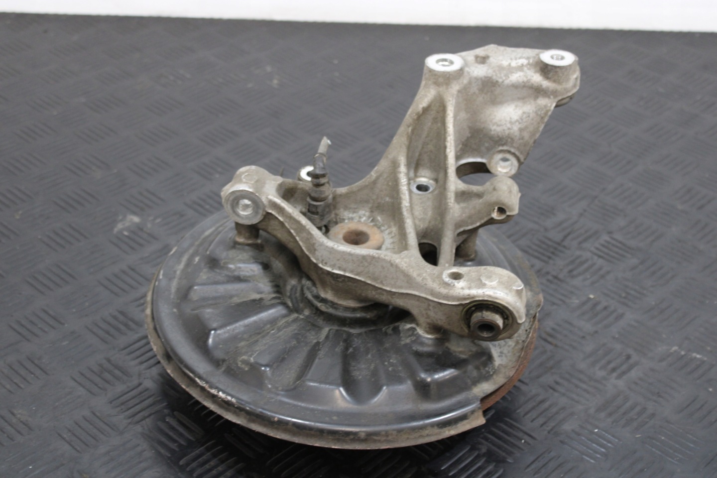 swing left rear part VW PASSAT B8 3G0 3G9